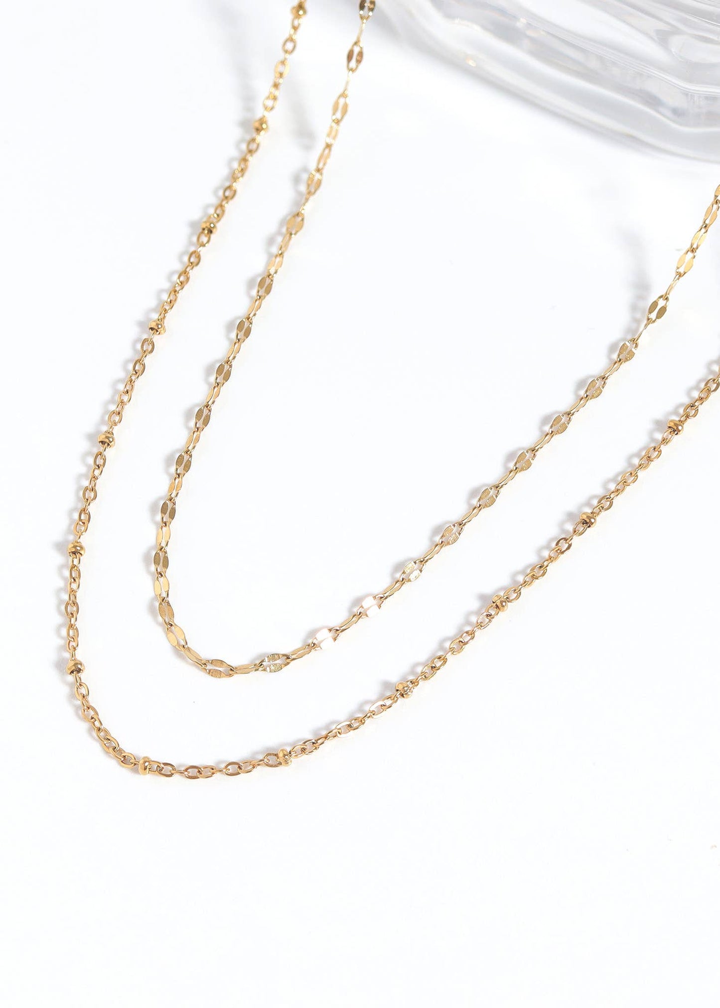 Stainless Steel Lip Chain Necklace: Gold / 16"
