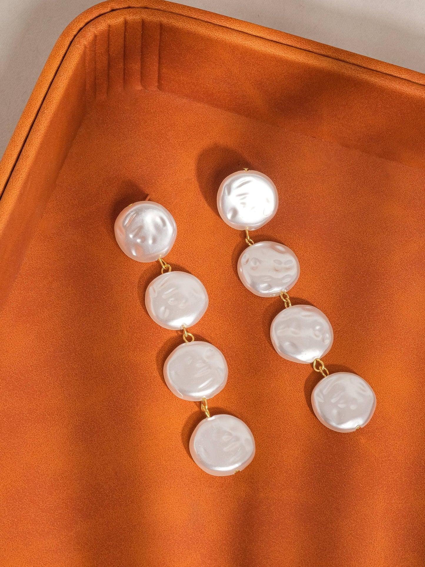 Cara Pearl Drop Earring