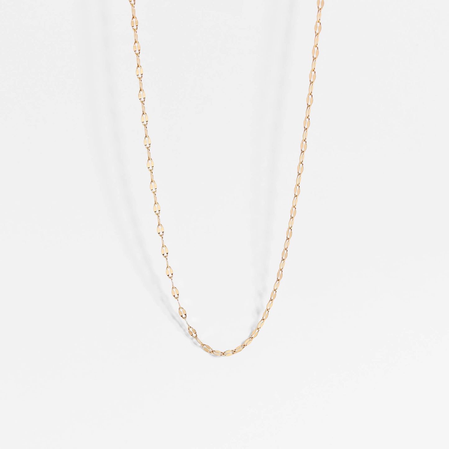 Stainless Steel Lip Chain Necklace: Gold / 16"