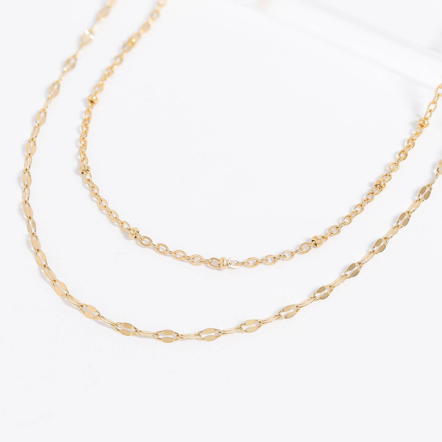 Stainless Steel Lip Chain Necklace: Gold / 16"