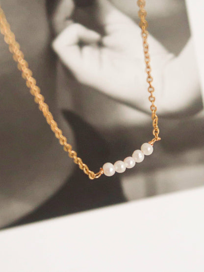 Leila Petite Pearl Necklace